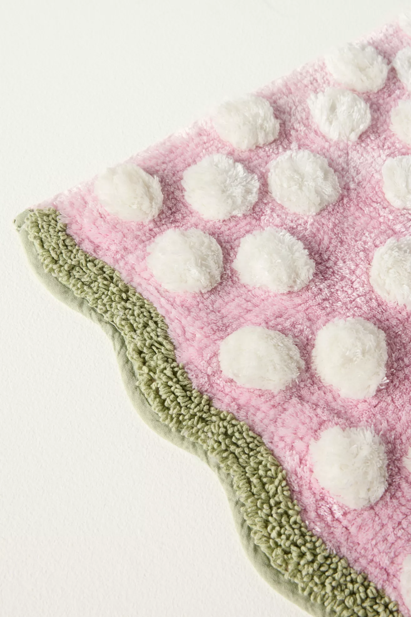 Maeve Polka Dot Tufted Bath Mat - thumbnail 6