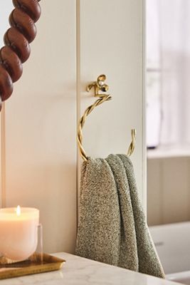 Elwood Mixed Metal Floral Towel Ring