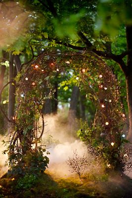 Halloween Spooky House Light-Up Wreath