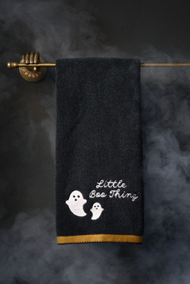 Anthropologie Halloween Icon Cotton Bath Towels