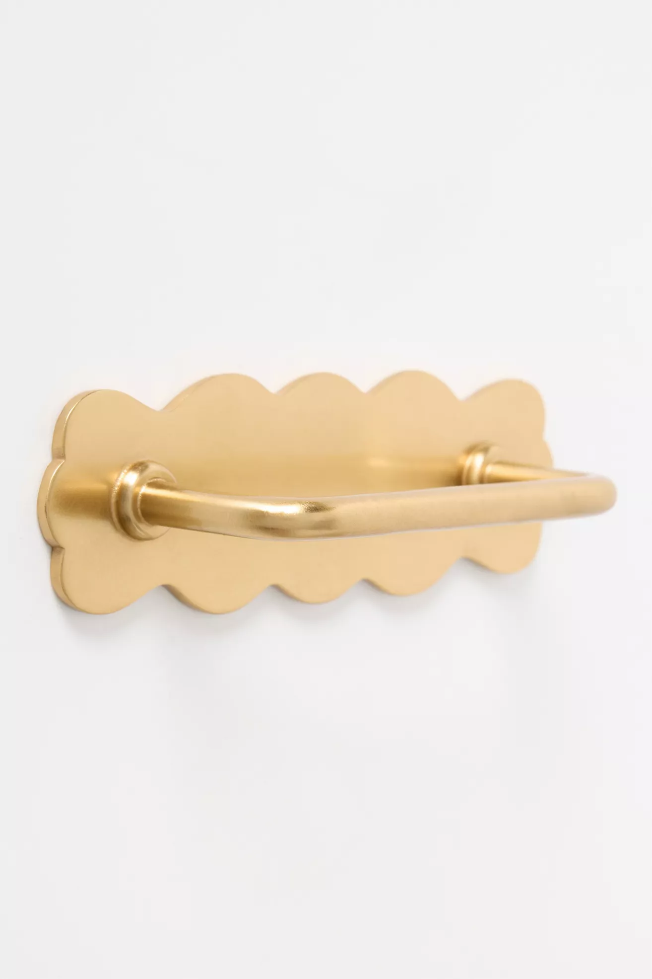 Wiggle Scalloped Brass Backplate Handle - thumbnail 2