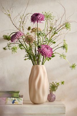 Matte Ribbed Wave Vase
