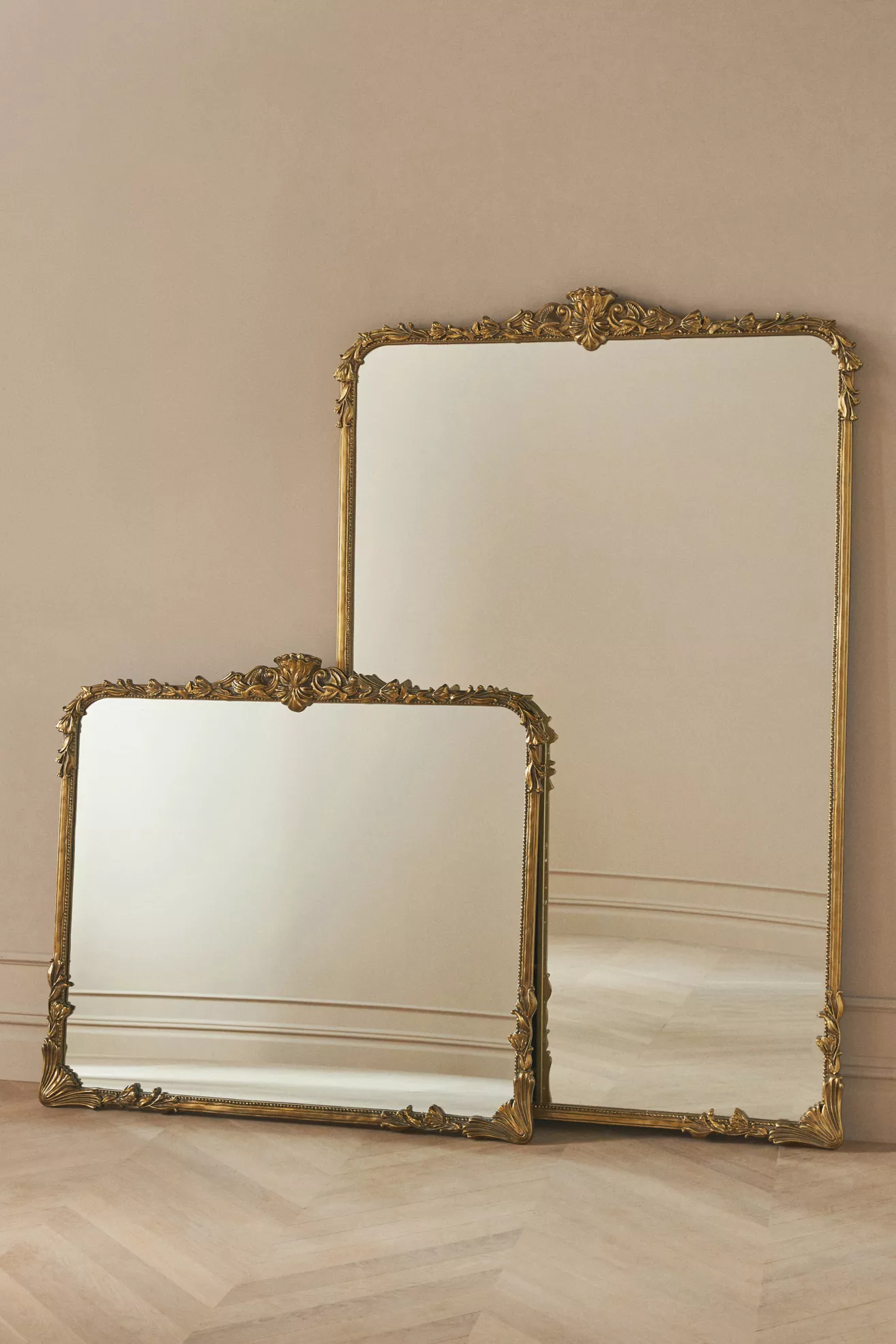 The Vintage Mila Floor Mirror - thumbnail 3