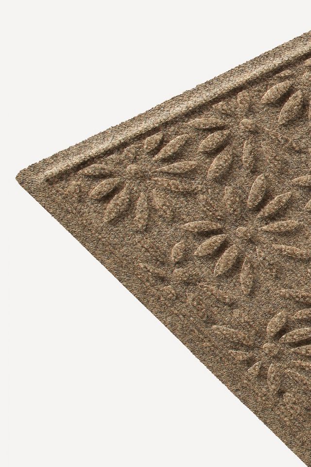 WaterHog® Daisy Doormat #1