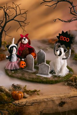 Halloween Graveyard Felt Critter Scene
