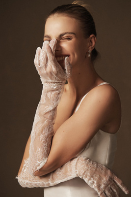 High Heel Jungle Chantilly Lace Gloves