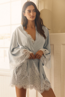 Homebodii Peyton Lace Robe In Blue