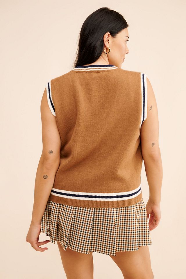 Flat White Stripe Detail Vest #1