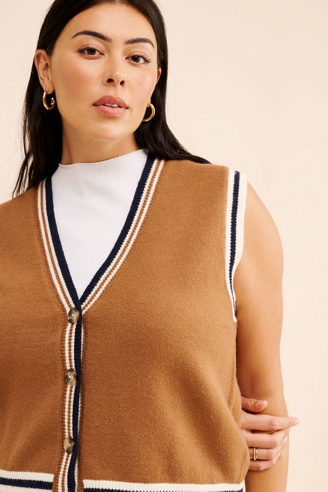 Flat White Stripe Detail Vest #2