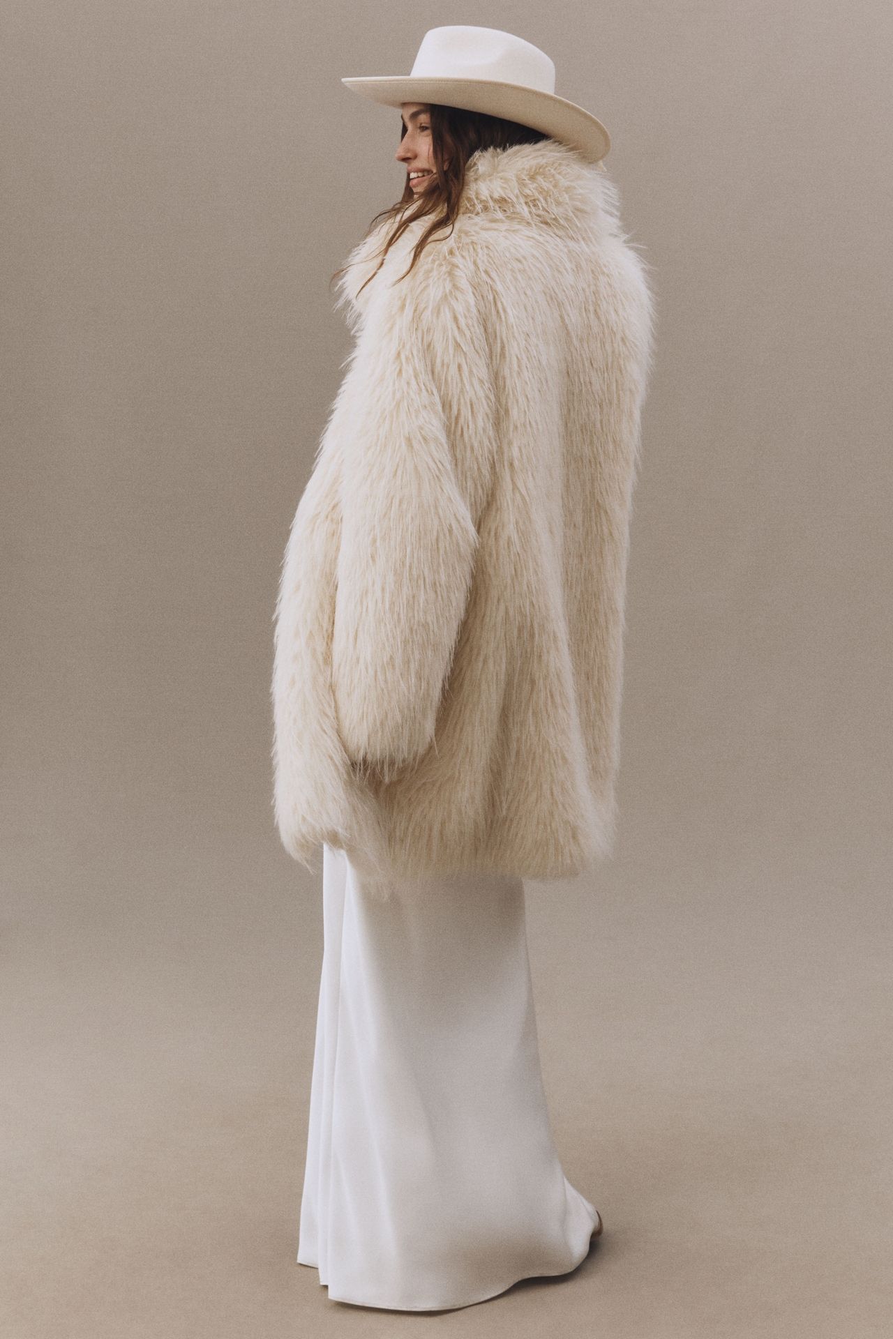 Apparis Pamela Faux Fur Coat