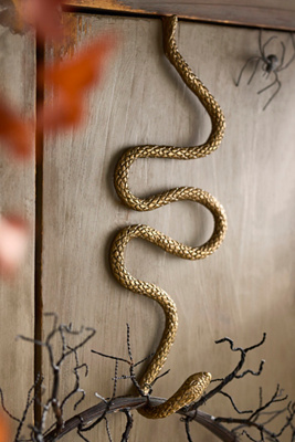 Terrain Viper Wreath Hanger