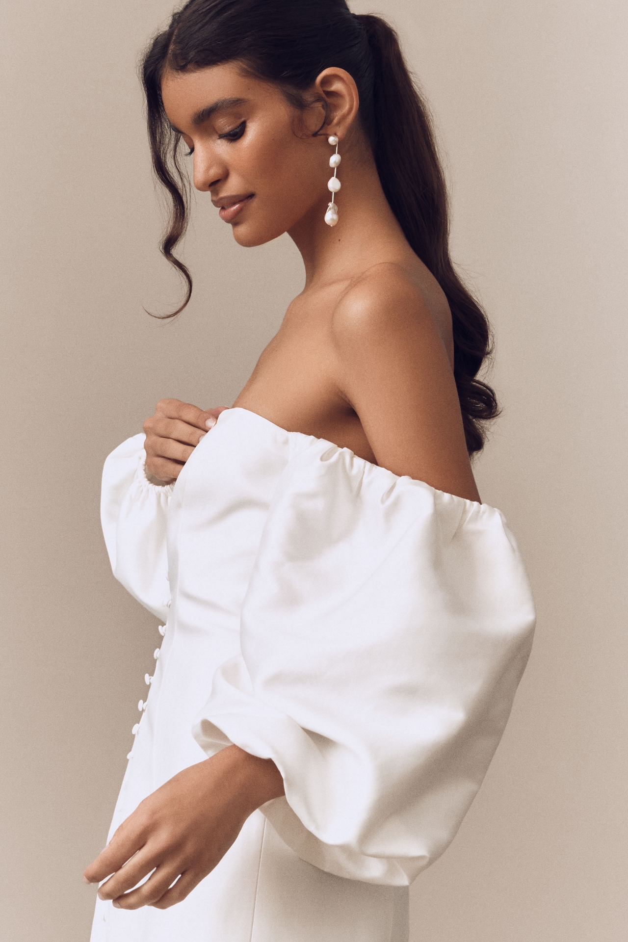 Shona Joy Calcite Tailored Off-The-Shoulder Balloon-Sleeve Mini Dress