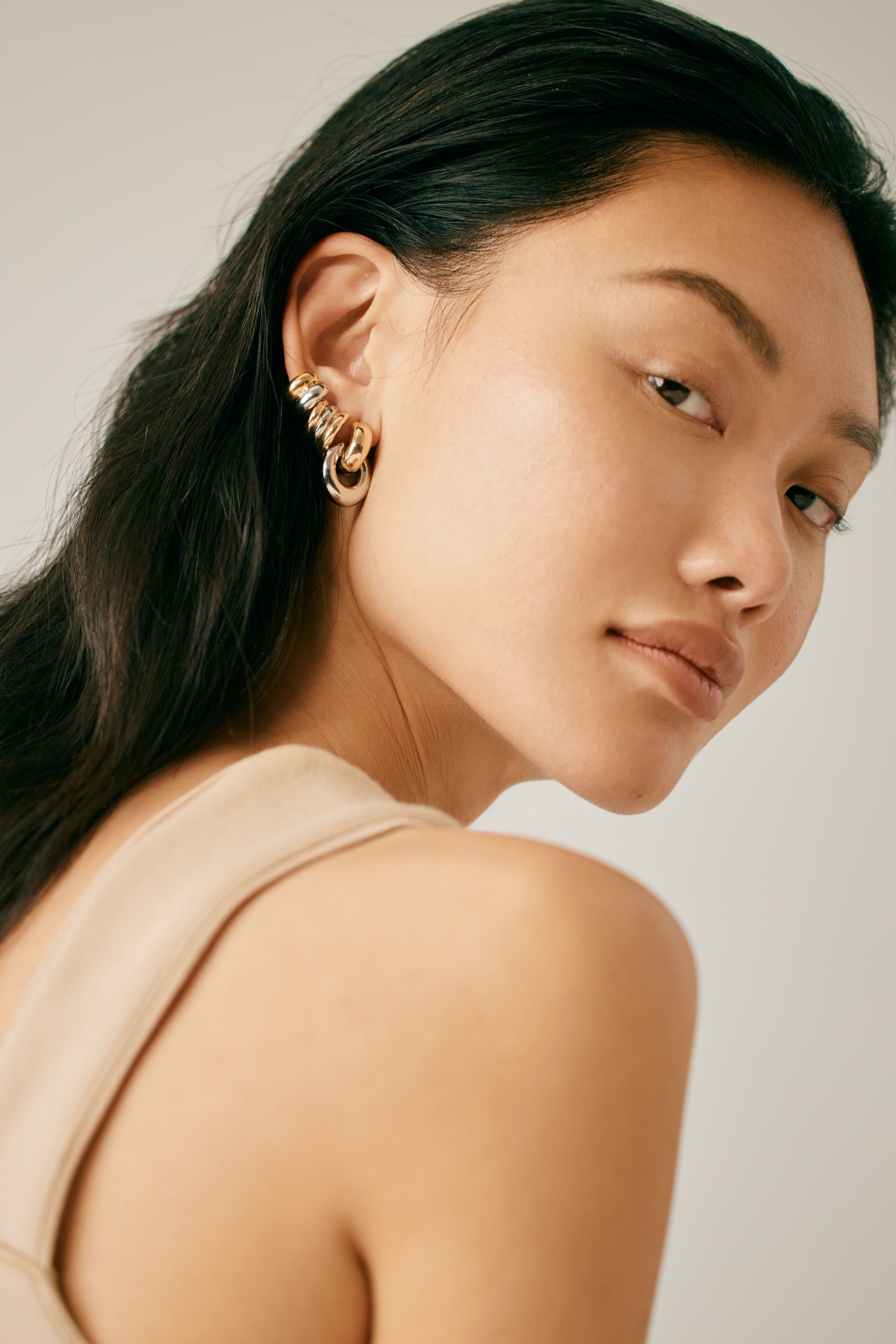 Mixed Metal Ribbed Huggie Earrings