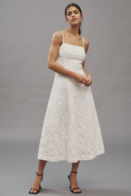 ENDLESS ROSE SLEEVELESS FLORAL EMBROIDERED LACE A-LINE MIDI DRESS 