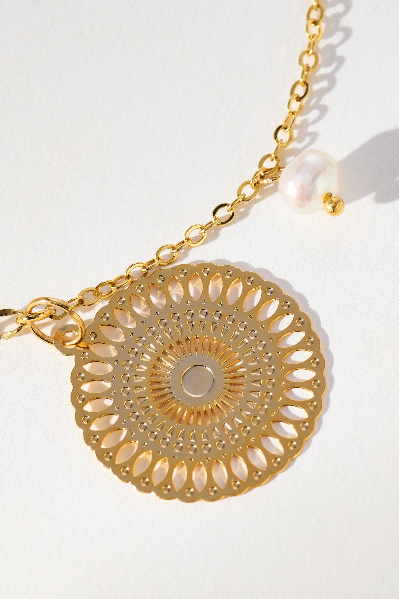 Ortus Zora Pearl Charm Ankle Bracelet