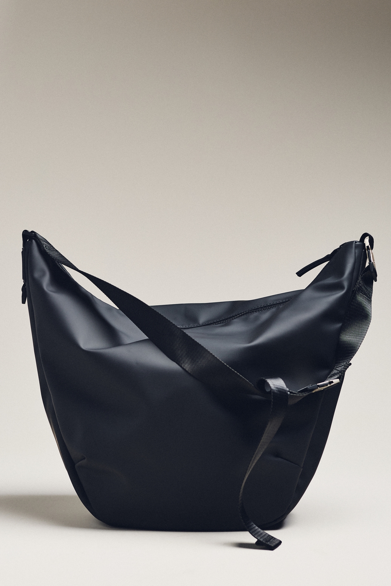 Rains Valera Large Shoulder Bag
