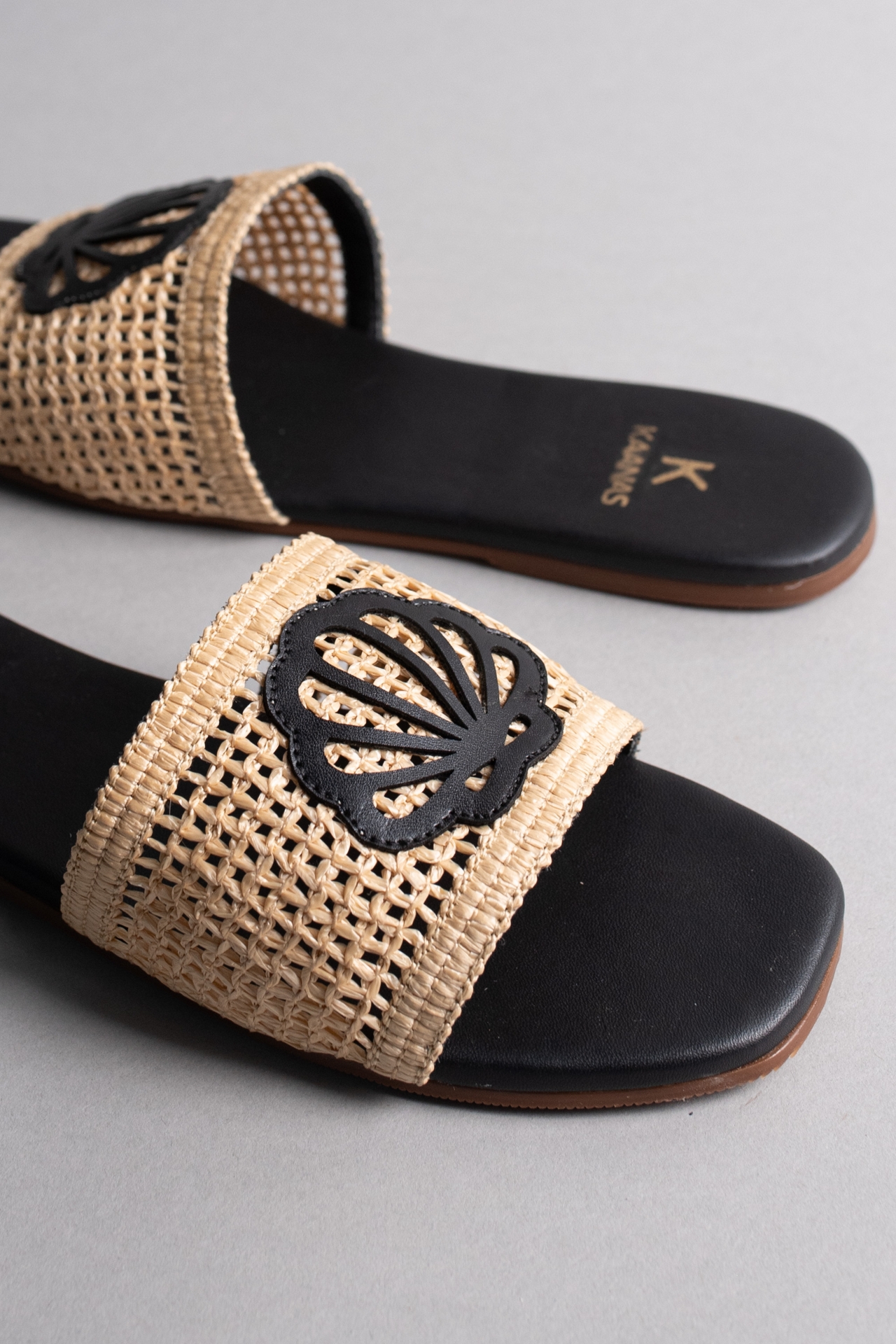 Kaanas Meera Seashell Fishnet Slide Sandals