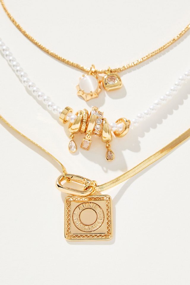 Shades of Sea Layered Necklaces: Delicate Charm Edition #3