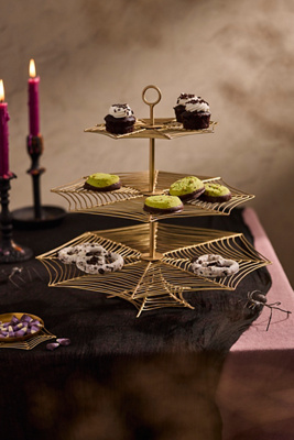 Terrain Spiderweb Brass Serving Stand In Gold
