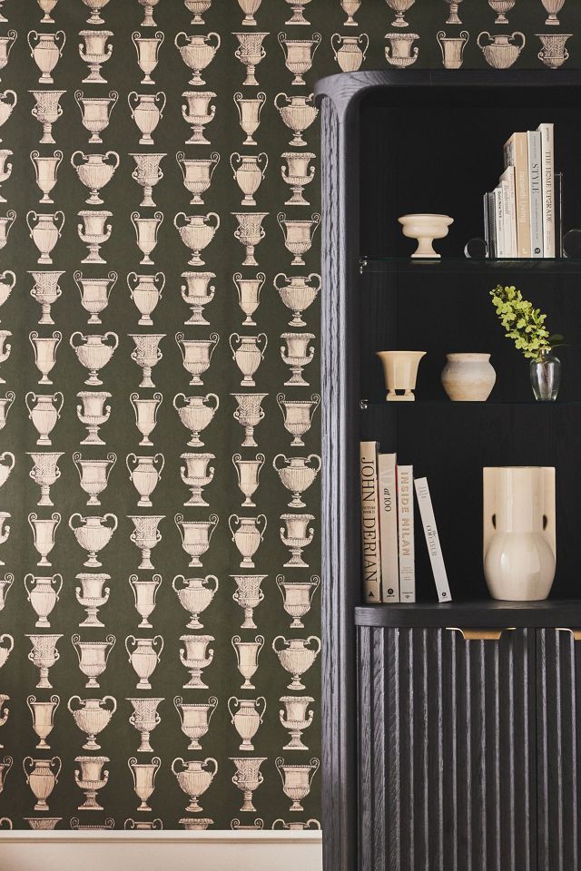 Meso Absinthe Traditional Vase Wallpaper #1