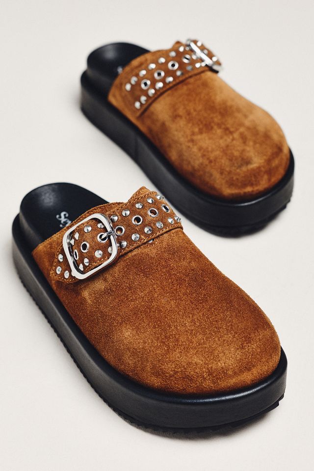 Seychelles Acclaim Embellished Clogs