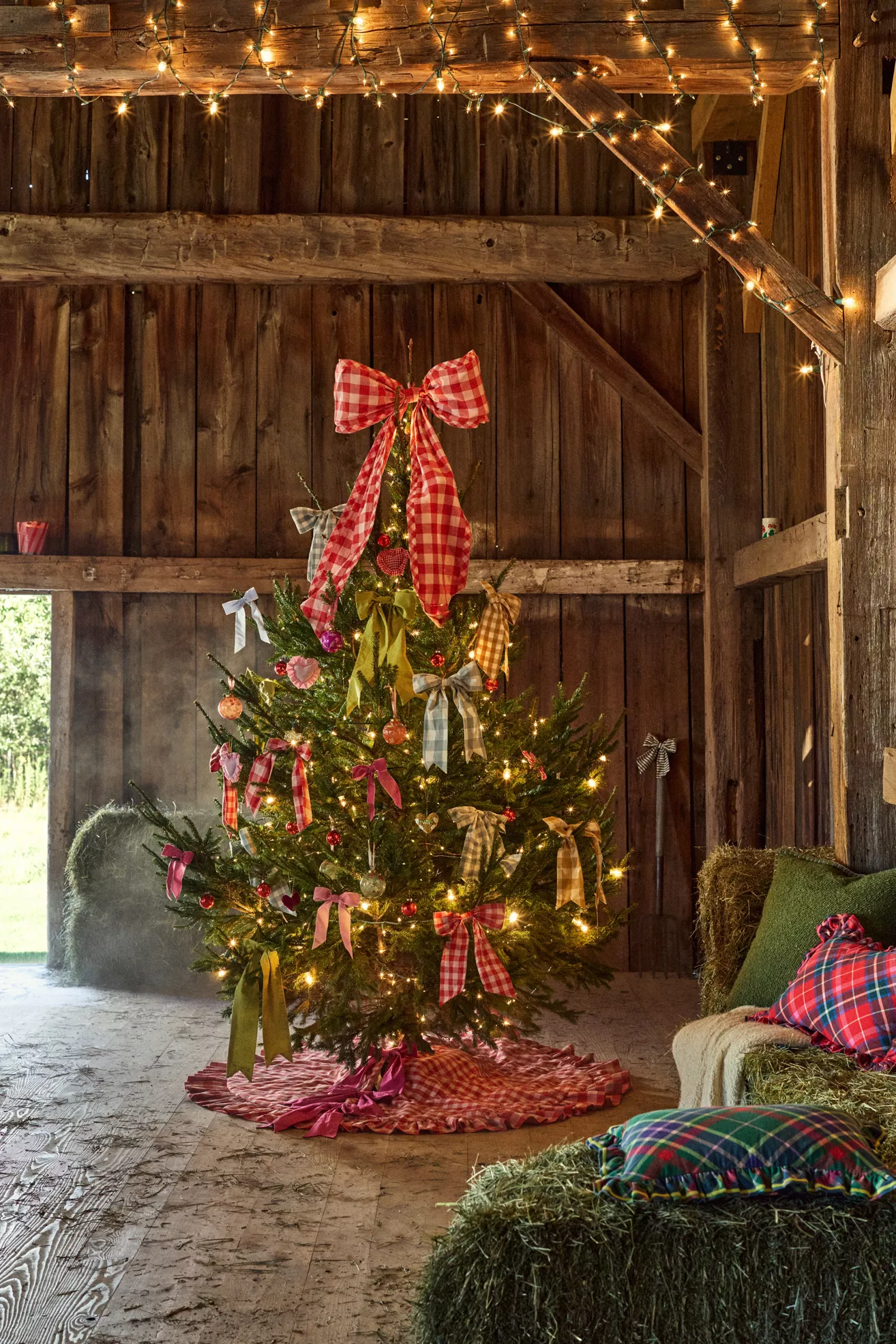 Gingham Tree Skirt - thumbnail 5