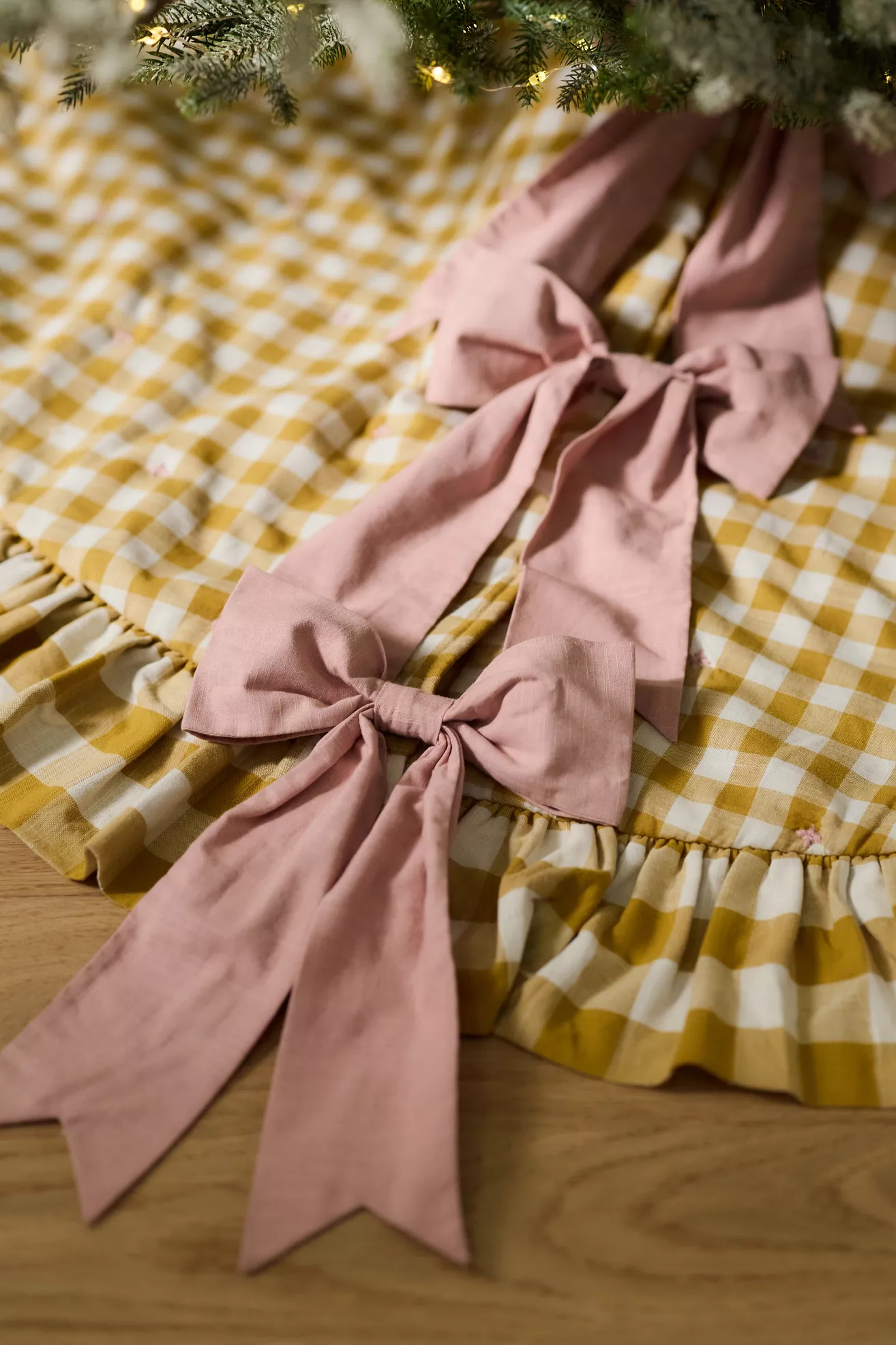 Gingham Tree Skirt - thumbnail 9