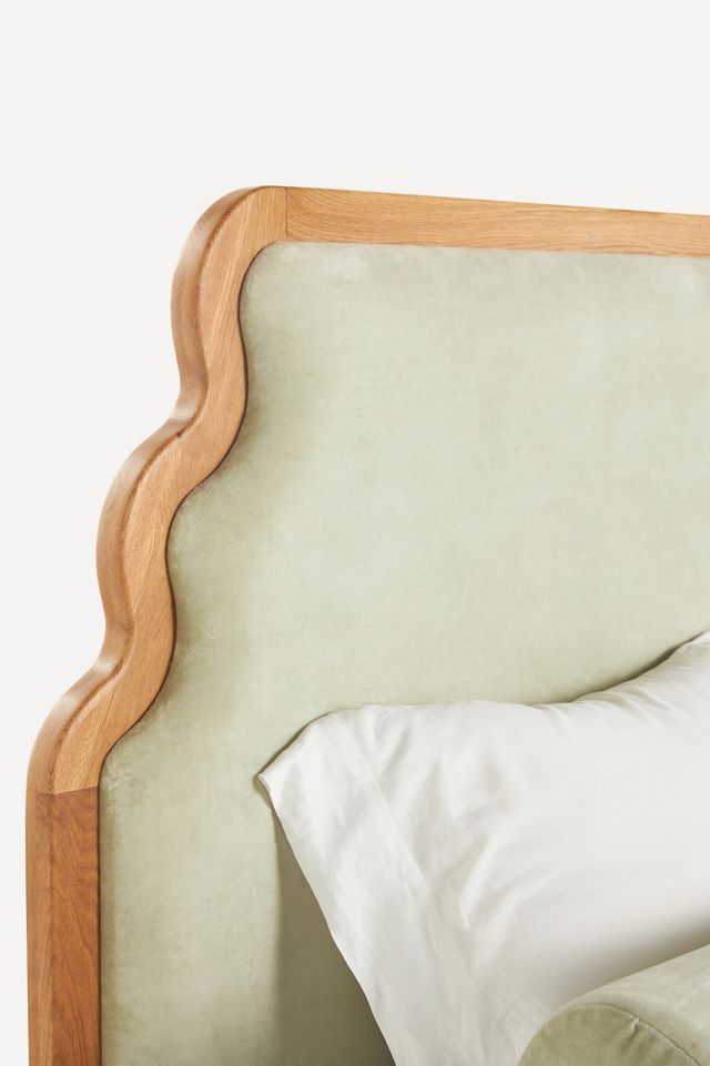 Pim Velvet Bed #6