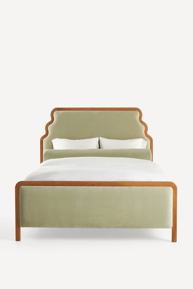 Pim Velvet Bed #1