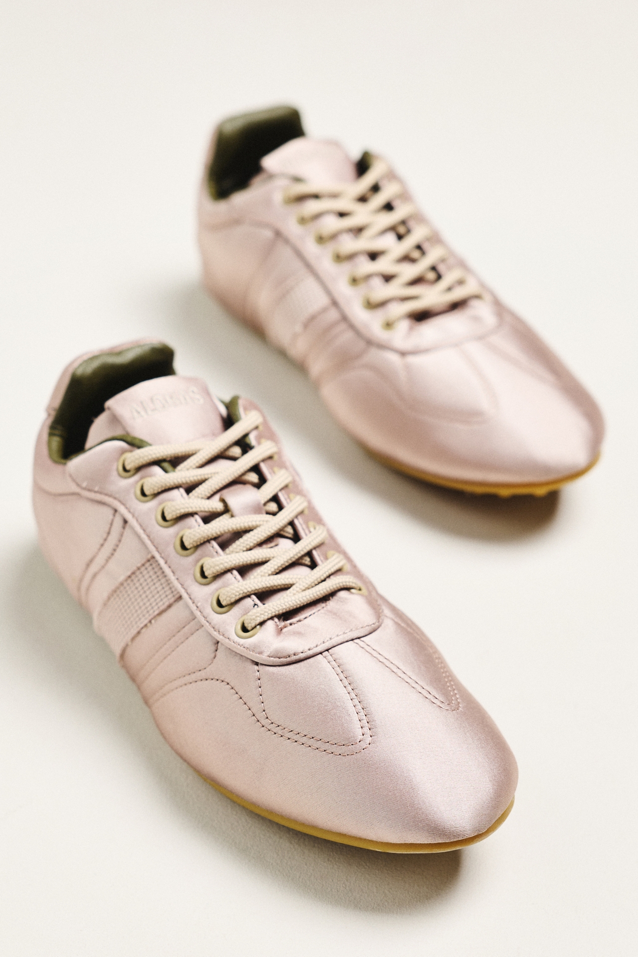 ALOHAS TB.69 Rife Satin Low-Top Sneakers