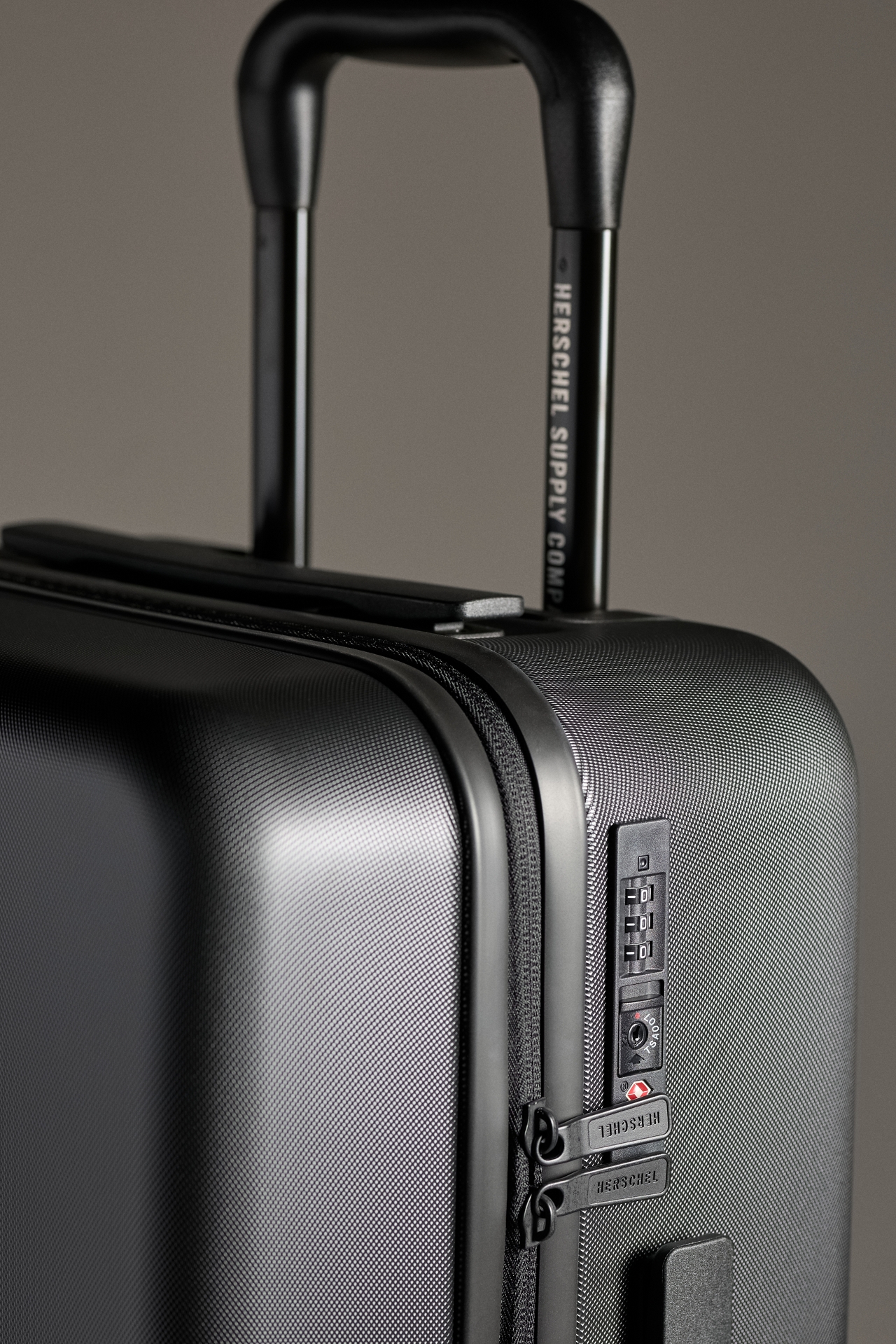 Herschel Supply Co. Heritage™ Hardshell Large Carry-On Luggage