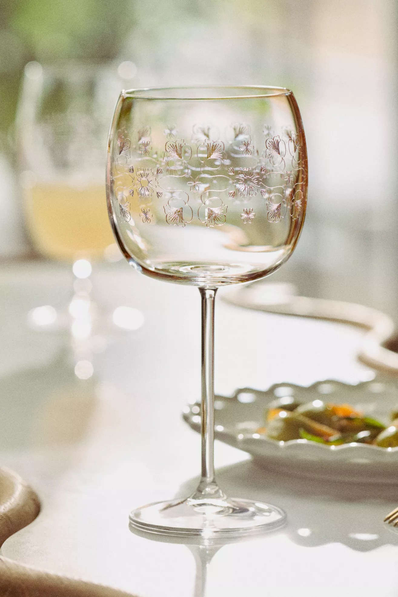 Flora 24k Gold Accent Wine Glasses, Set of 4