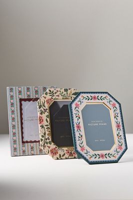 Floral Paper Picture Frame