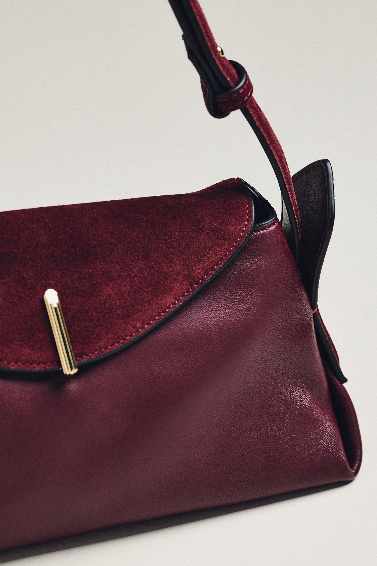 Dolce Vita Devyn Shoulder Bag