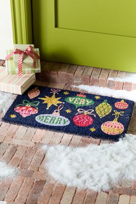 Festive Sisal Light-Up Diorama