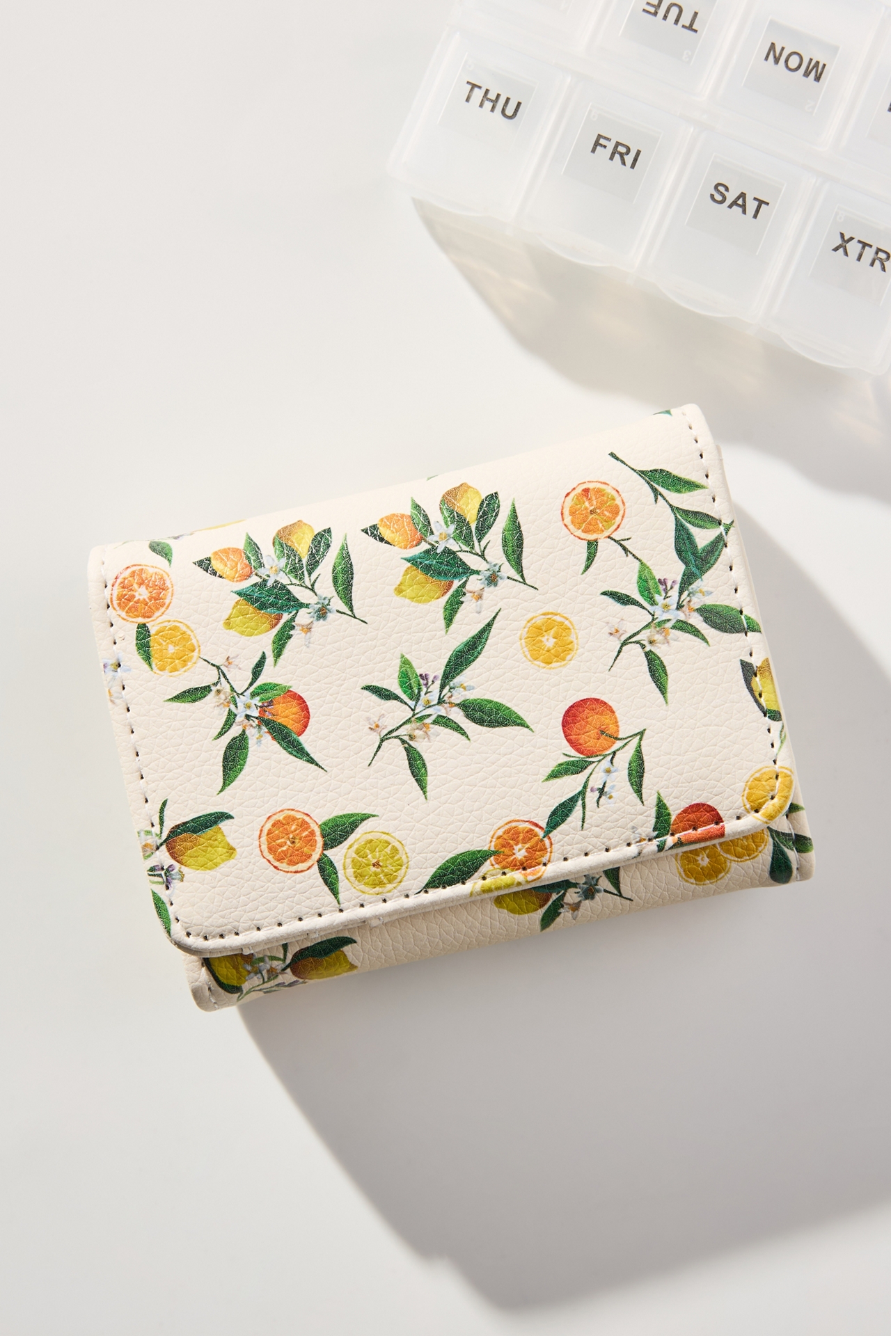 Miamica Capri Refresh Snap Pill Case