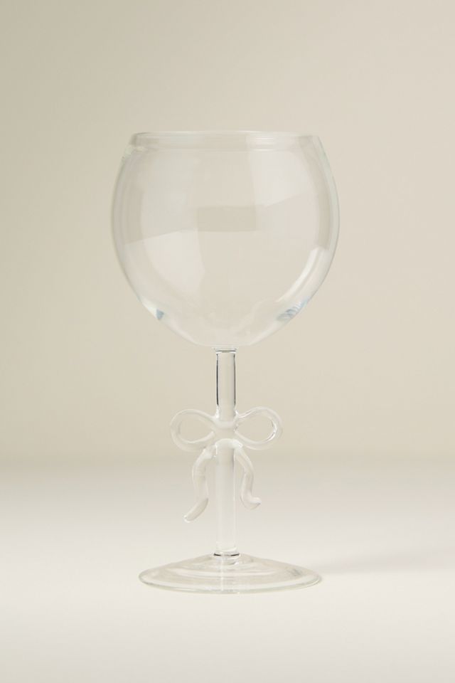 Benedita Wine Glass