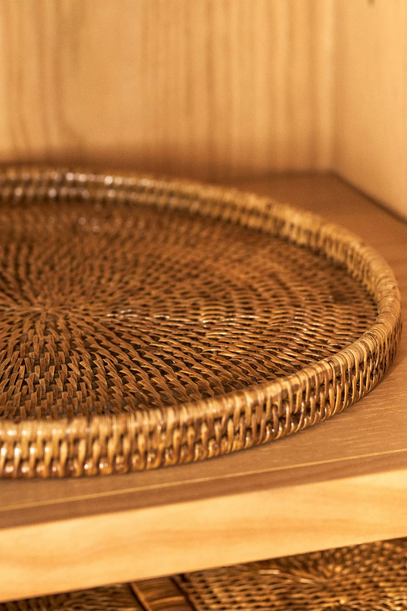 Handwoven Rattan Round Tray - thumbnail 5