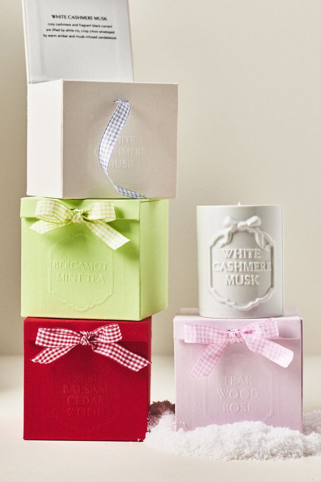 Gingham Bow Fresh White Cashmere & Musk Ceramic Boxed Candle #1
