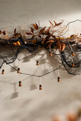 Terrain Broom Garland In Brown