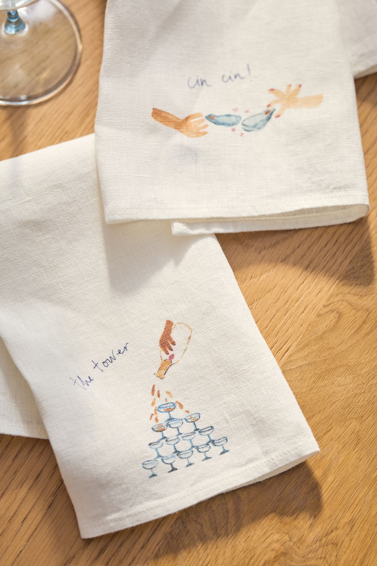 Dinette Tower Linen Napkins, Set of 2 - Silver, Standard, Set Of 2
