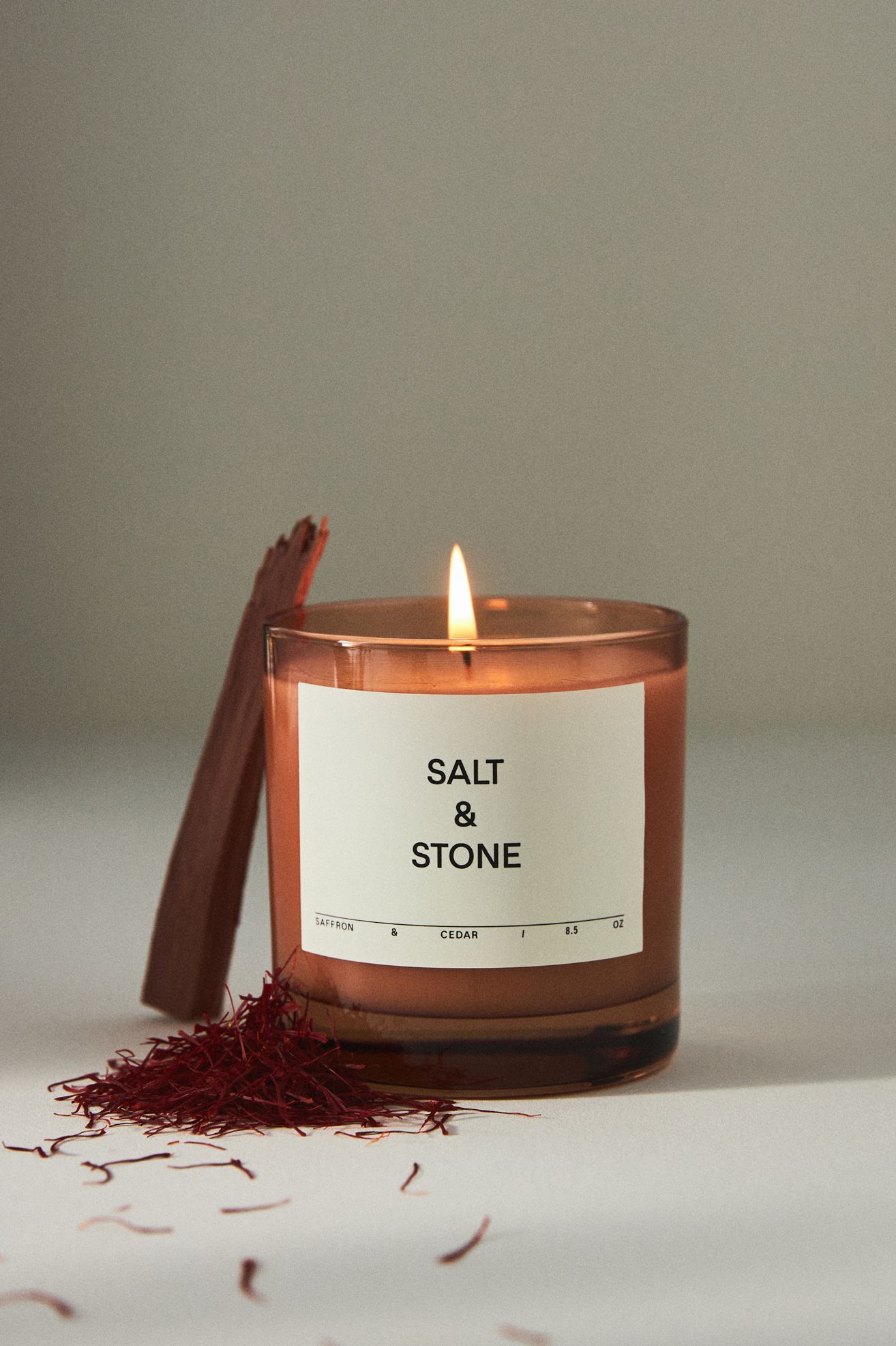 SALT & STONE Gourmand Saffron & Cedar Candle - Saffron & Cedar, S