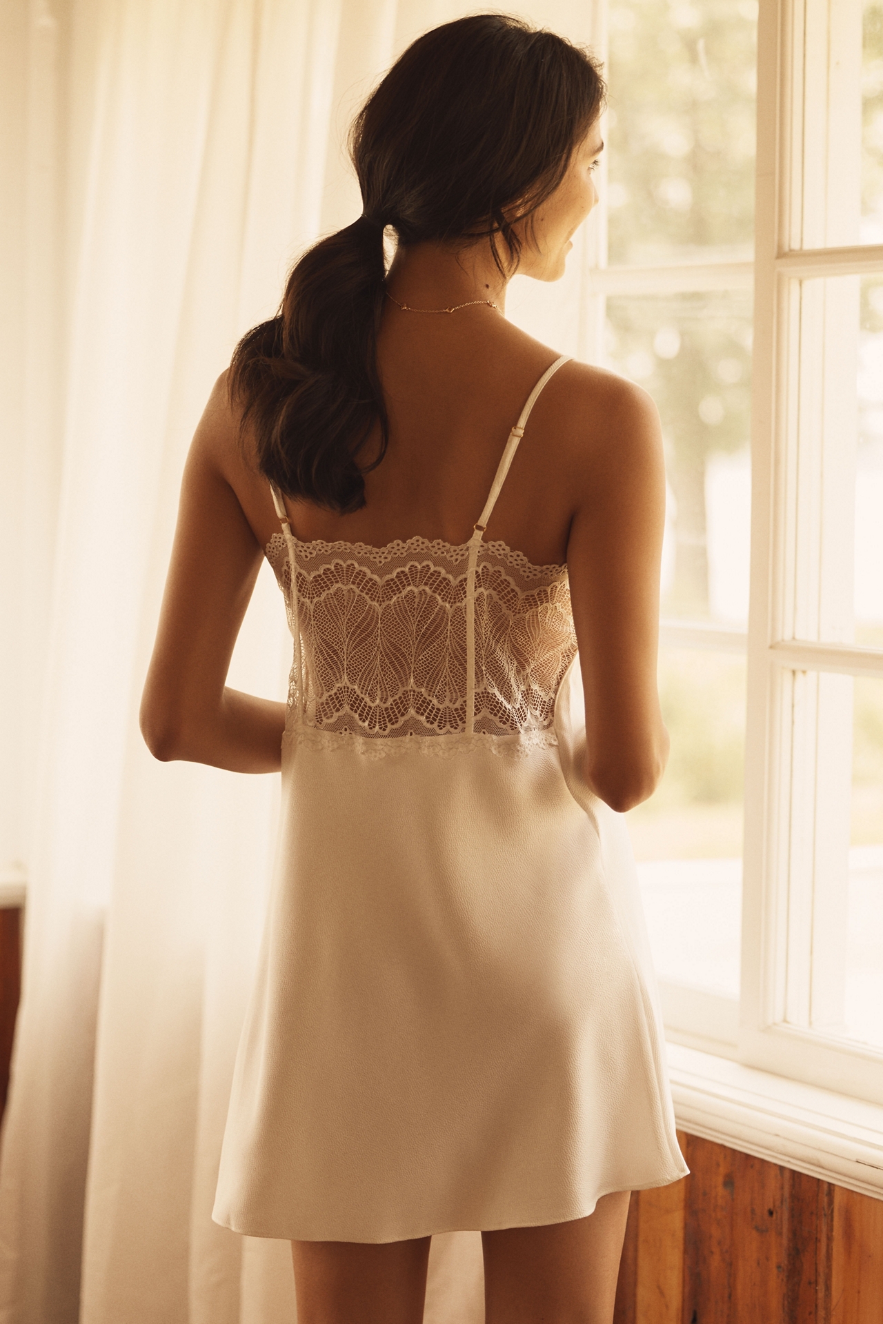 Flora Nikrooz Hazel Lace-Trim Satin Chemise