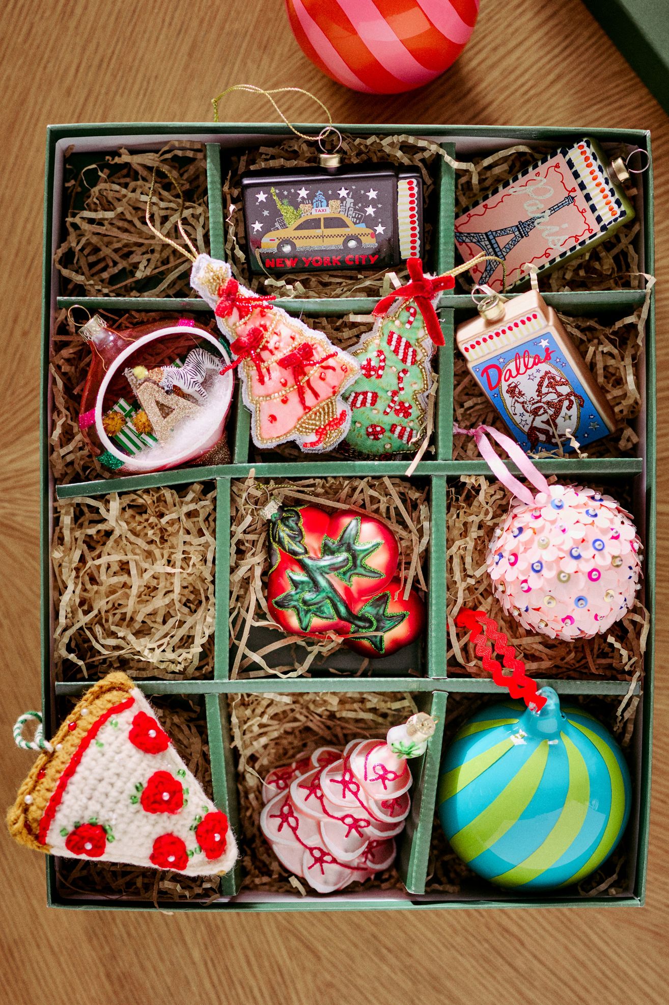 Snacks & Sips Crochet Ornament - Pizza, One Size