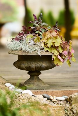 Cast Iron Classical Urn Planter