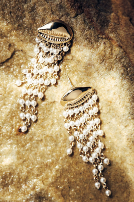 Ettika Mykonos Shell Chandelier Earrings