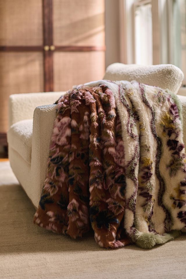 Seren Floral Jacquard Faux Fur Throw Blanket #7