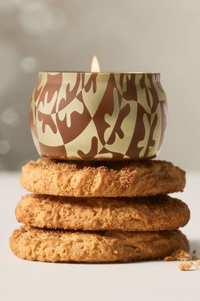 Voluspa Gourmand Gingerbread Chalet Candle #1