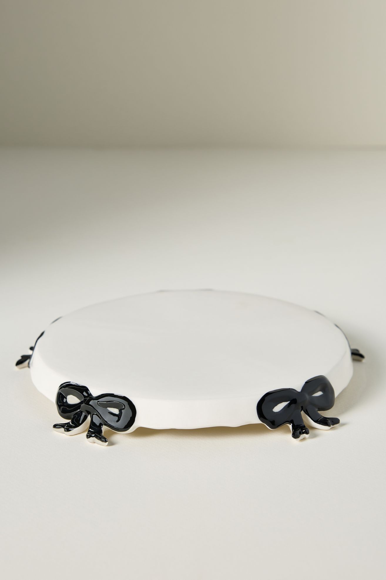 Benedita Bow Stoneware Trivet - Black, Standard, One Size