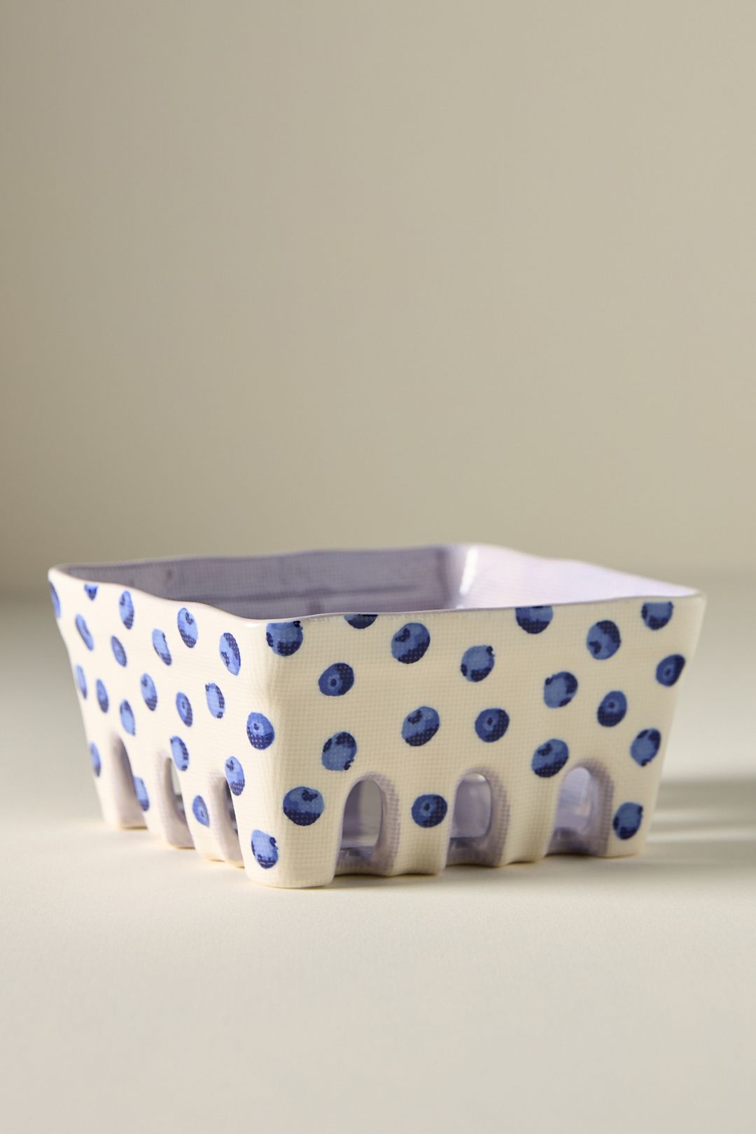 Berry Icon Handpainted Stoneware Berry Basket - Blueberry, M